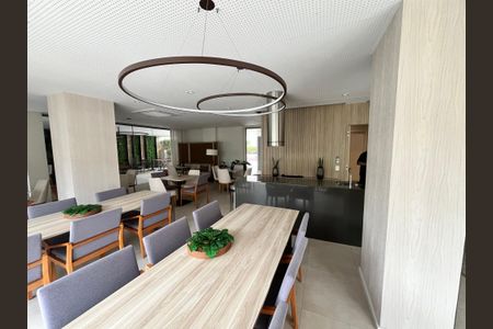 Apartamento à venda com 255m², 4 quartos e 4 vagasÁrea comum - Salão de festas