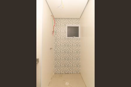 Apartamento para alugar com 46m², 2 quartos e sem vaga Apartamento para alugar com 46m², 2 quartos e sem vagaBanheiro