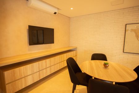 Apartamento à venda com 255m², 4 quartos e 4 vagas Apartamento à venda com 255m², 4 quartos e 4 vagasÁrea comum