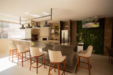 Apartamento à venda com 255m², 4 quartos e 4 vagas Apartamento à venda com 255m², 4 quartos e 4 vagasÁrea comum