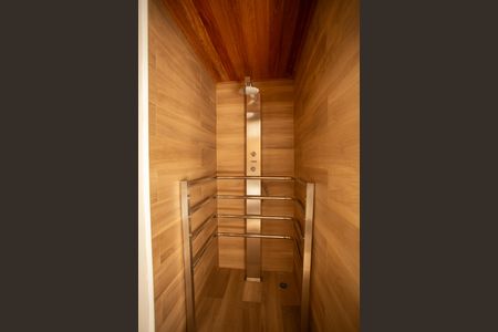 Apartamento à venda com 255m², 4 quartos e 4 vagas Apartamento à venda com 255m², 4 quartos e 4 vagasÁrea comum