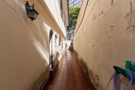 Casa à venda com 199m², 4 quartos e 4 vagasQuintal