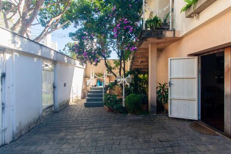 Casa à venda com 199m², 4 quartos e 4 vagasGaragem