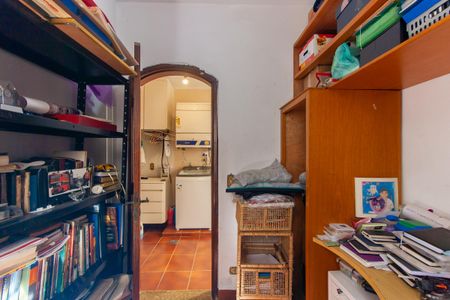 Casa à venda com 199m², 4 quartos e 4 vagasQuarto de Serviço