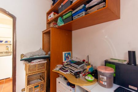 Casa à venda com 199m², 4 quartos e 4 vagasQuarto de Serviço