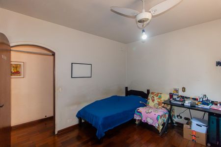 Casa à venda com 199m², 4 quartos e 4 vagasSuíte 1