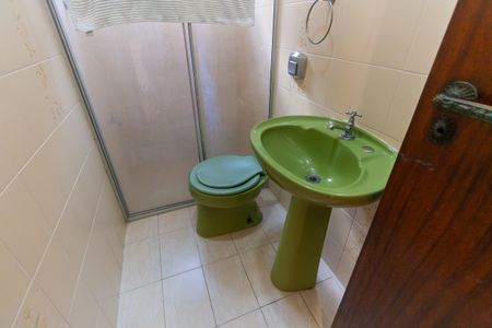 Casa à venda com 199m², 4 quartos e 4 vagasBanheiro de Serviço