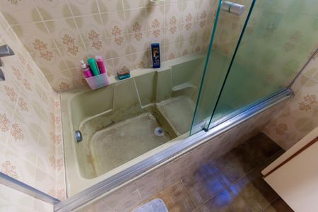 Casa à venda com 199m², 4 quartos e 4 vagasBanheiro da Suíte 2