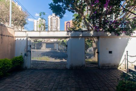 Casa à venda com 199m², 4 quartos e 4 vagasGaragem