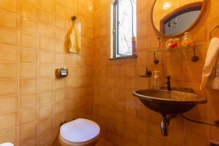 Casa à venda com 199m², 4 quartos e 4 vagasLavabo