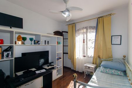 Casa à venda com 199m², 4 quartos e 4 vagasSuíte 3