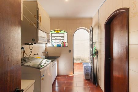 Casa à venda com 199m², 4 quartos e 4 vagasÁrea de Serviço