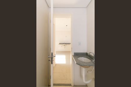 Apartamento à venda com 37m², 2 quartos e sem vaga Apartamento à venda com 37m², 2 quartos e sem vagaBanheiro