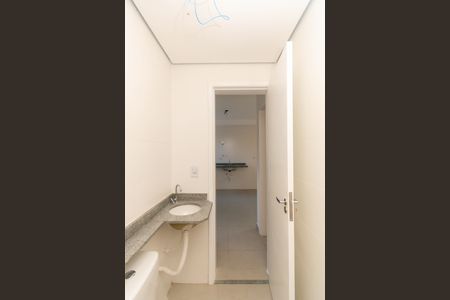 Apartamento para alugar com 37m², 2 quartos e sem vagaBanheiro