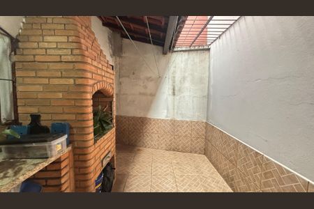 Casa à venda com 255m², 4 quartos e 3 vagas Casa à venda com 255m², 4 quartos e 3 vagasChurrasqueira