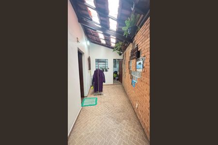 Casa à venda com 255m², 4 quartos e 3 vagas Casa à venda com 255m², 4 quartos e 3 vagasQuintal