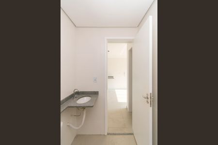 Apartamento para alugar com 47m², 2 quartos e sem vaga Apartamento para alugar com 47m², 2 quartos e sem vagaBanheiro