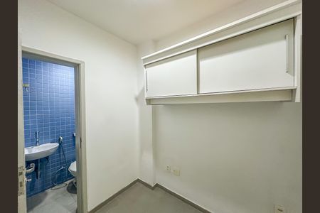 Apartamento para alugar com 94m², 2 quartos e sem vagaQuarto de Serviço