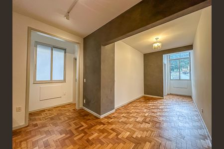 Apartamento para alugar com 94m², 2 quartos e sem vagaSala