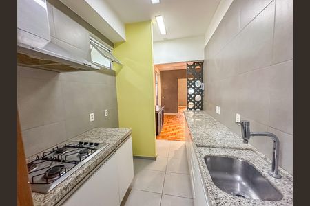 Apartamento para alugar com 94m², 2 quartos e sem vagaCozinha