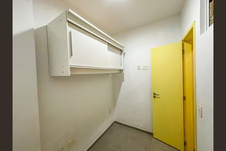 Apartamento para alugar com 94m², 2 quartos e sem vagaQuarto de Serviço