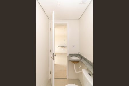 Apartamento para alugar com 37m², 2 quartos e sem vaga Apartamento para alugar com 37m², 2 quartos e sem vagaBanheiro