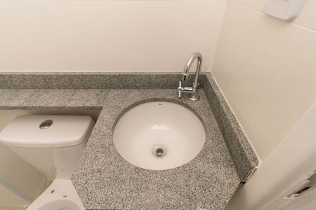 Apartamento para alugar com 37m², 2 quartos e sem vaga Apartamento para alugar com 37m², 2 quartos e sem vagaBanheiro