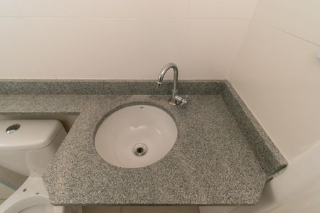 Apartamento para alugar com 47m², 2 quartos e sem vagaBanheiro