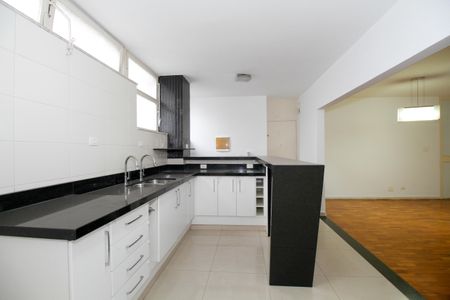 Apartamento para alugar com 165m², 3 quartos e 1 vaga Apartamento para alugar com 165m², 3 quartos e 1 vagaCozinha