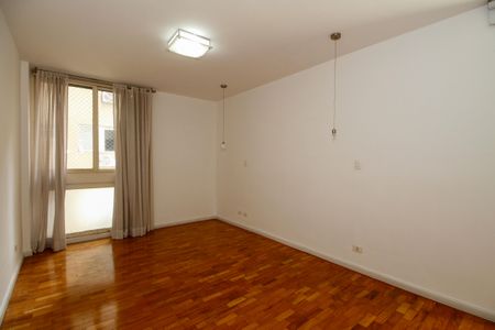 Apartamento para alugar com 165m², 3 quartos e 1 vaga Apartamento para alugar com 165m², 3 quartos e 1 vagaSuíte
