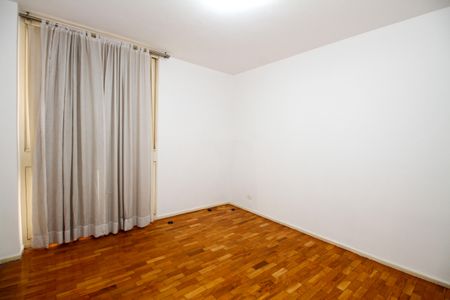 Apartamento para alugar com 165m², 3 quartos e 1 vaga Apartamento para alugar com 165m², 3 quartos e 1 vagaQuarto 1