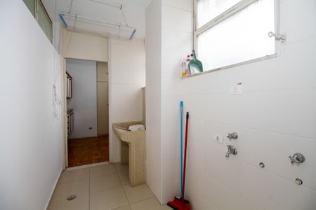 Apartamento para alugar com 165m², 3 quartos e 1 vaga Apartamento para alugar com 165m², 3 quartos e 1 vagaÁrea de Serviço