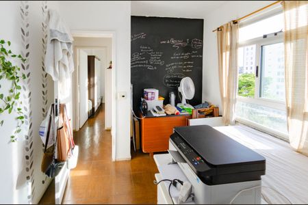 Apartamento à venda com 110m², 3 quartos e 2 vagasQuarto 2