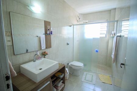 Apartamento à venda com 65m², 2 quartos e sem vaga Apartamento à venda com 65m², 2 quartos e sem vagaBanheiro Social