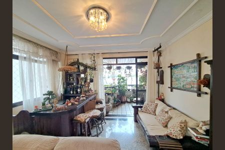 Apartamento à venda com 187m², 4 quartos e 3 vagasSala