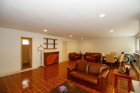 Apartamento para alugar com 47m², 1 quarto e 1 vagaÁrea Comum - Salão de Festas