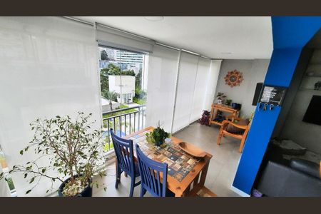 Apartamento à venda com 87m², 2 quartos e 2 vagasVaranda