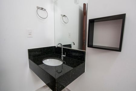 Casa para alugar com 169m², 3 quartos e 4 vagasBanheiro da Suite 2