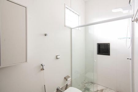 Casa para alugar com 169m², 3 quartos e 4 vagasBanheiro da Suite 1