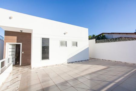 Casa para alugar com 169m², 3 quartos e 4 vagasVaranda