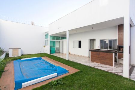 Casa para alugar com 169m², 3 quartos e 4 vagasPiscina e Churrasqueira