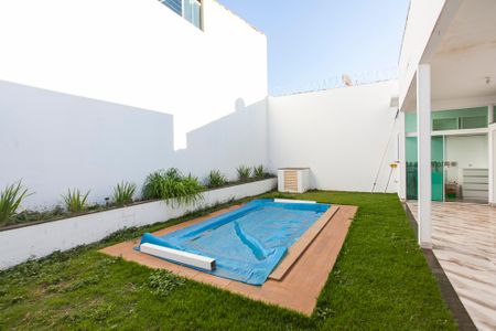 Casa para alugar com 169m², 3 quartos e 4 vagasPiscina e Churrasqueira