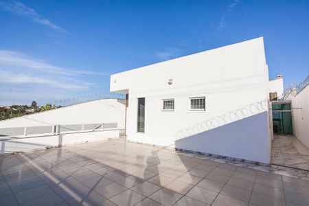 Casa para alugar com 169m², 3 quartos e 4 vagasVaranda