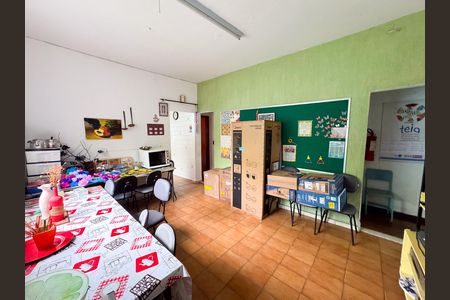 Casa à venda com 250m², 3 quartos e 4 vagas Casa à venda com 250m², 3 quartos e 4 vagasCopa