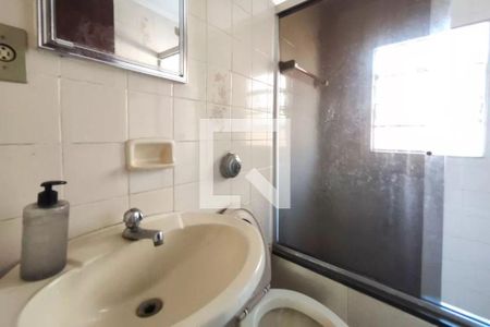 Casa à venda com 230m², 3 quartos e 4 vagas Casa à venda com 230m², 3 quartos e 4 vagasBanheiro Suíte