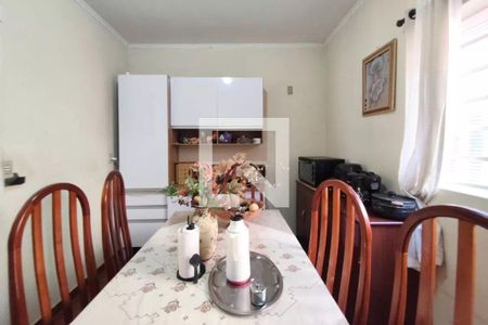 Casa à venda com 230m², 3 quartos e 4 vagas Casa à venda com 230m², 3 quartos e 4 vagasSala de Jantar