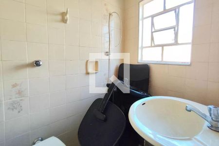 Casa à venda com 230m², 3 quartos e 4 vagas Casa à venda com 230m², 3 quartos e 4 vagasBanheiro Suíte