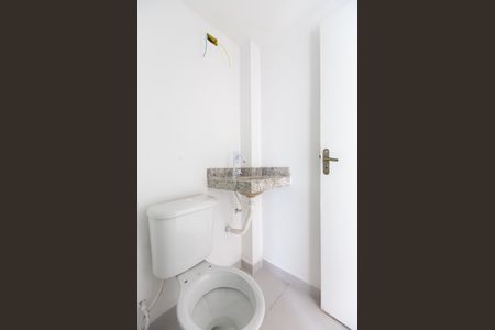 Apartamento para alugar com 47m², 2 quartos e 1 vaga Apartamento para alugar com 47m², 2 quartos e 1 vagaBanheiro