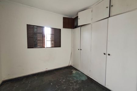 Casa à venda com 225m², 4 quartos e 3 vagasEdícula - Quarto