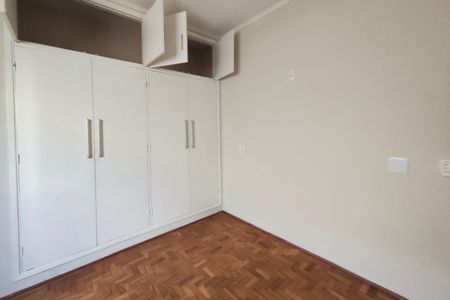 Casa à venda com 225m², 4 quartos e 3 vagasSuíte